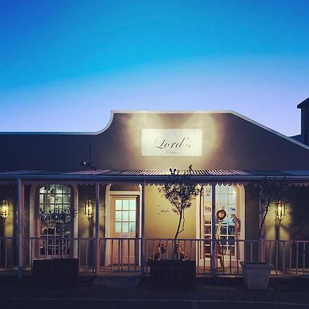 Lord Carnarvon Small Hotel Exterior foto